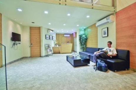 Middleton Inn Kalkuta Zewnętrze zdjęcie